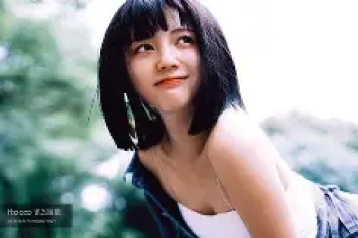 明星八卦大揭秘！热巴带票房大宝贝低调张子枫身材大变